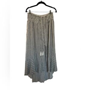 American Eagle Women Size Med Black Ivory Elastic Waist Faux Tie High Low J19